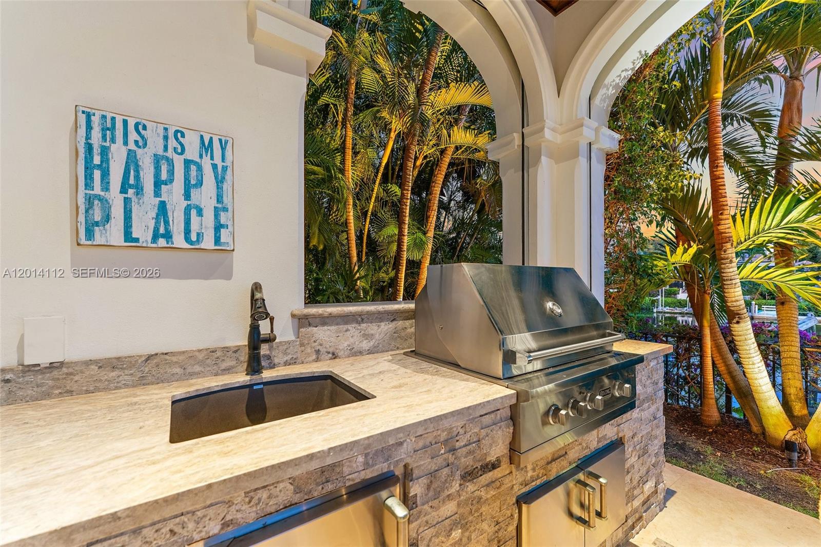 ADMIRALS COVE - Residential
