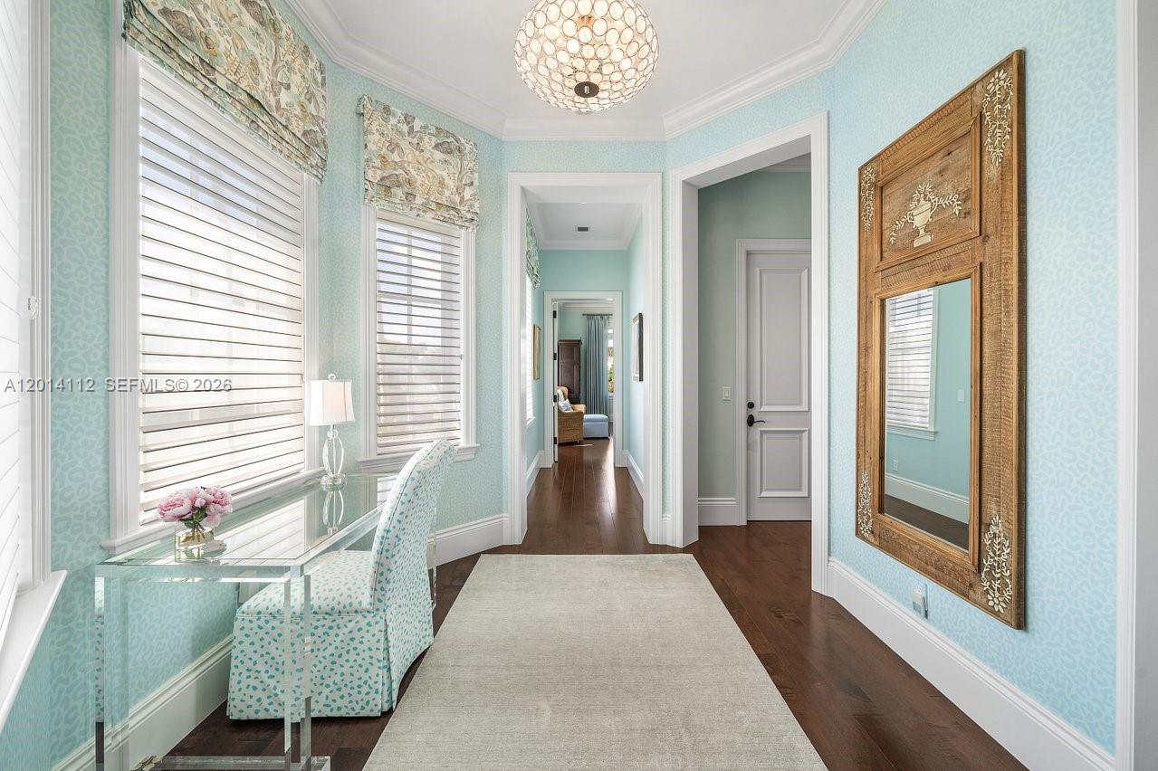 ADMIRALS COVE - Residential