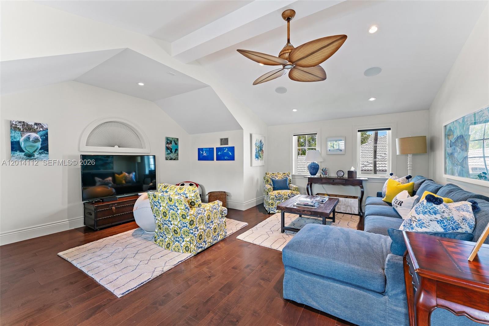 ADMIRALS COVE - Residential