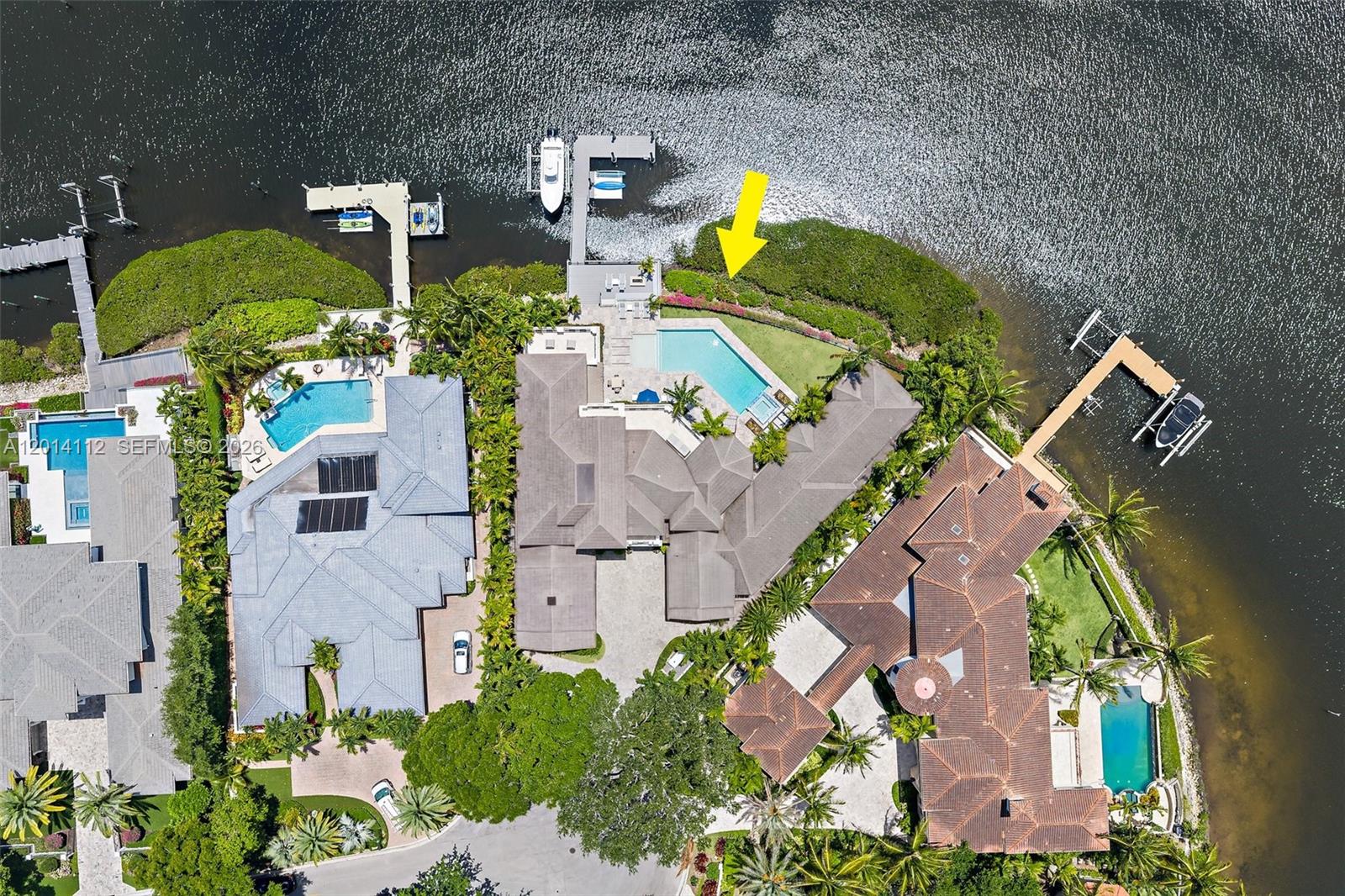 ADMIRALS COVE - Residential