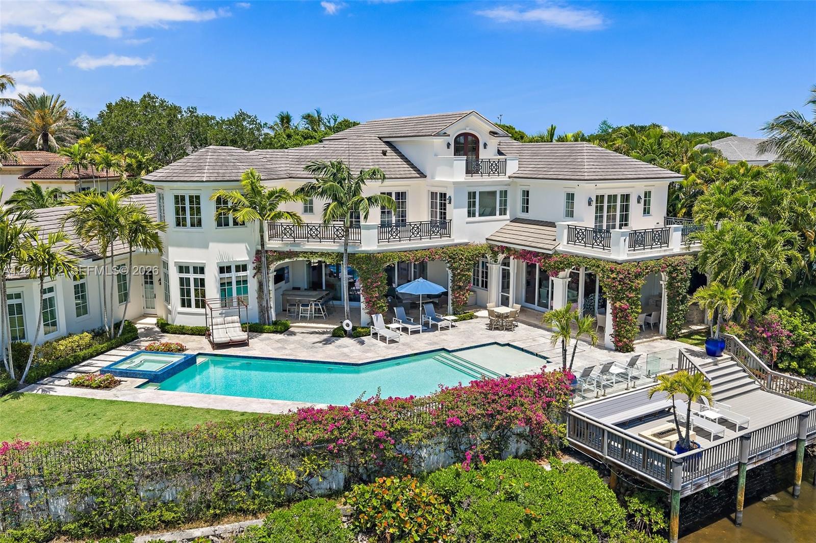 ADMIRALS COVE - Residential