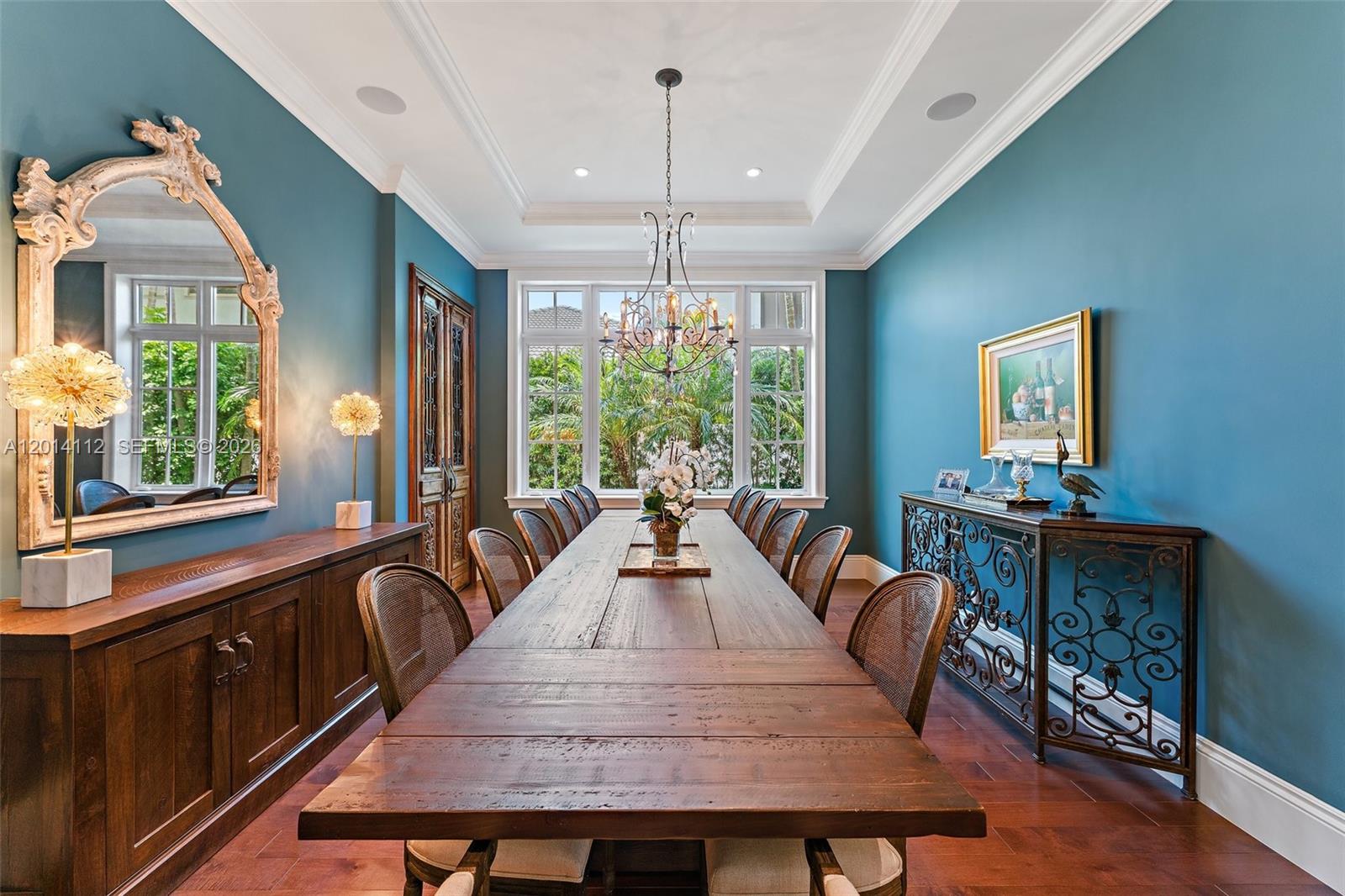 ADMIRALS COVE - Residential