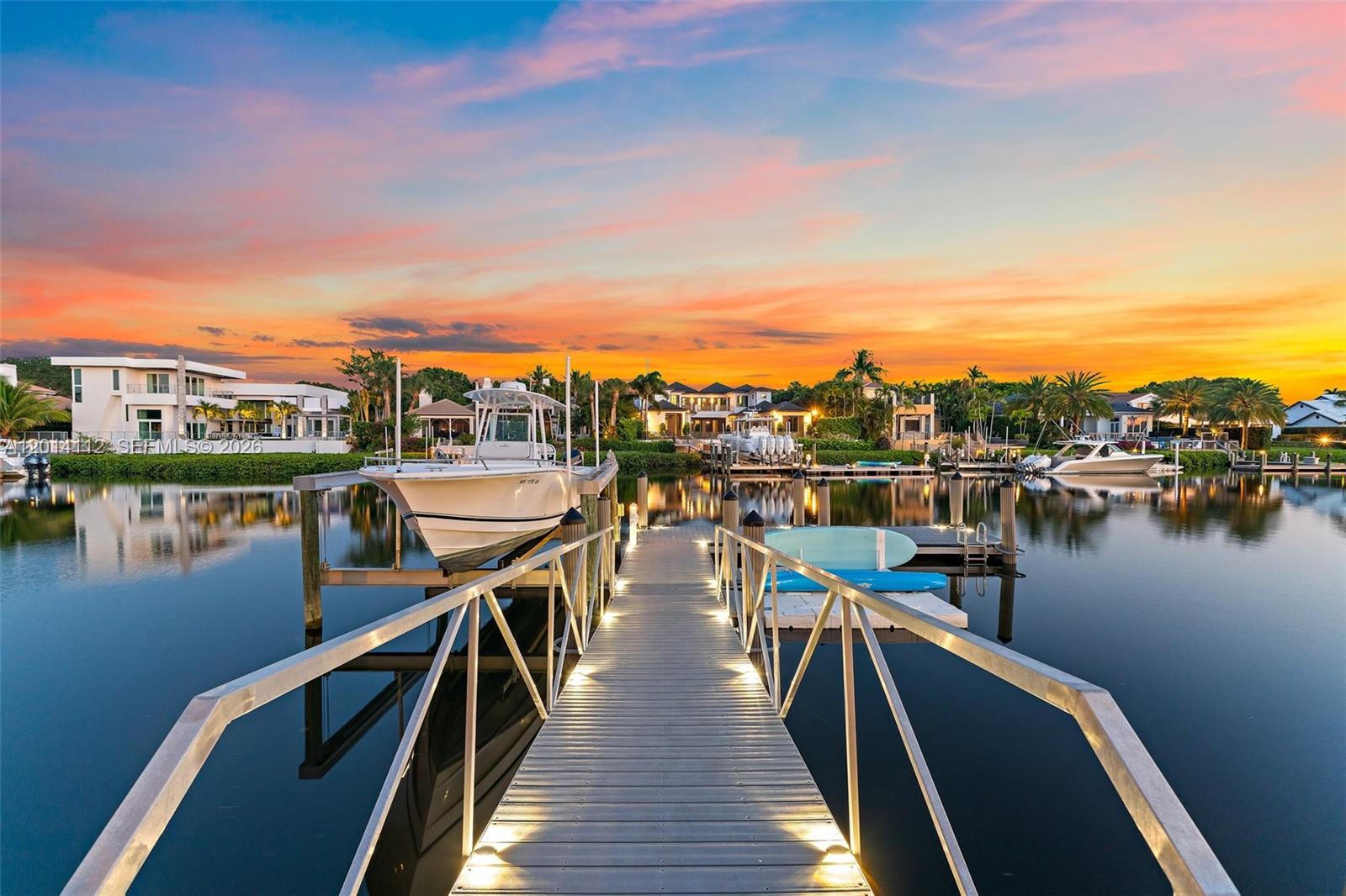 ADMIRALS COVE - Residential