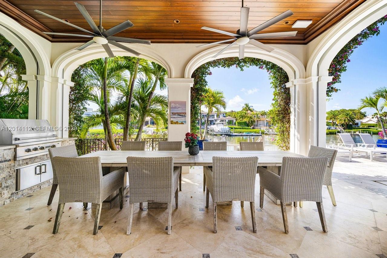ADMIRALS COVE - Residential