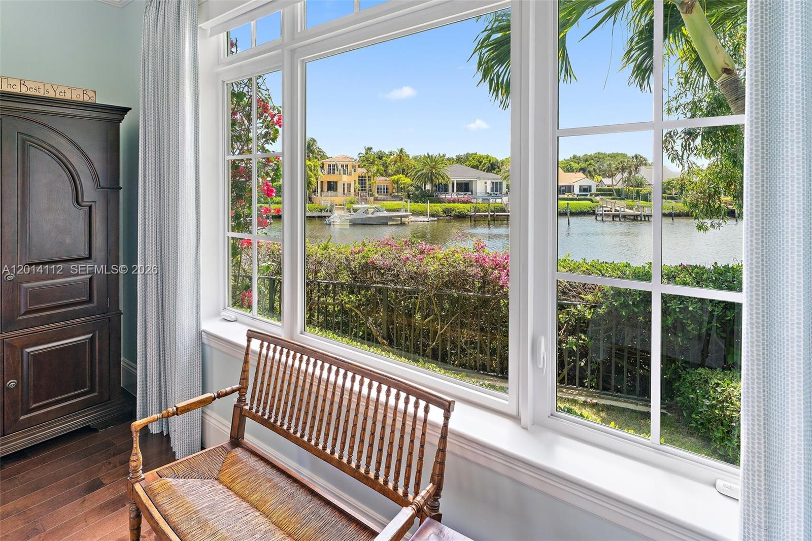ADMIRALS COVE - Residential