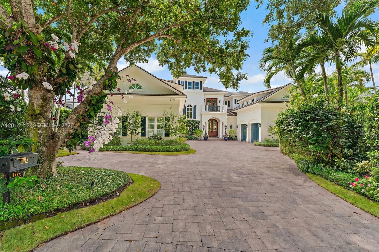 ADMIRALS COVE - Residential