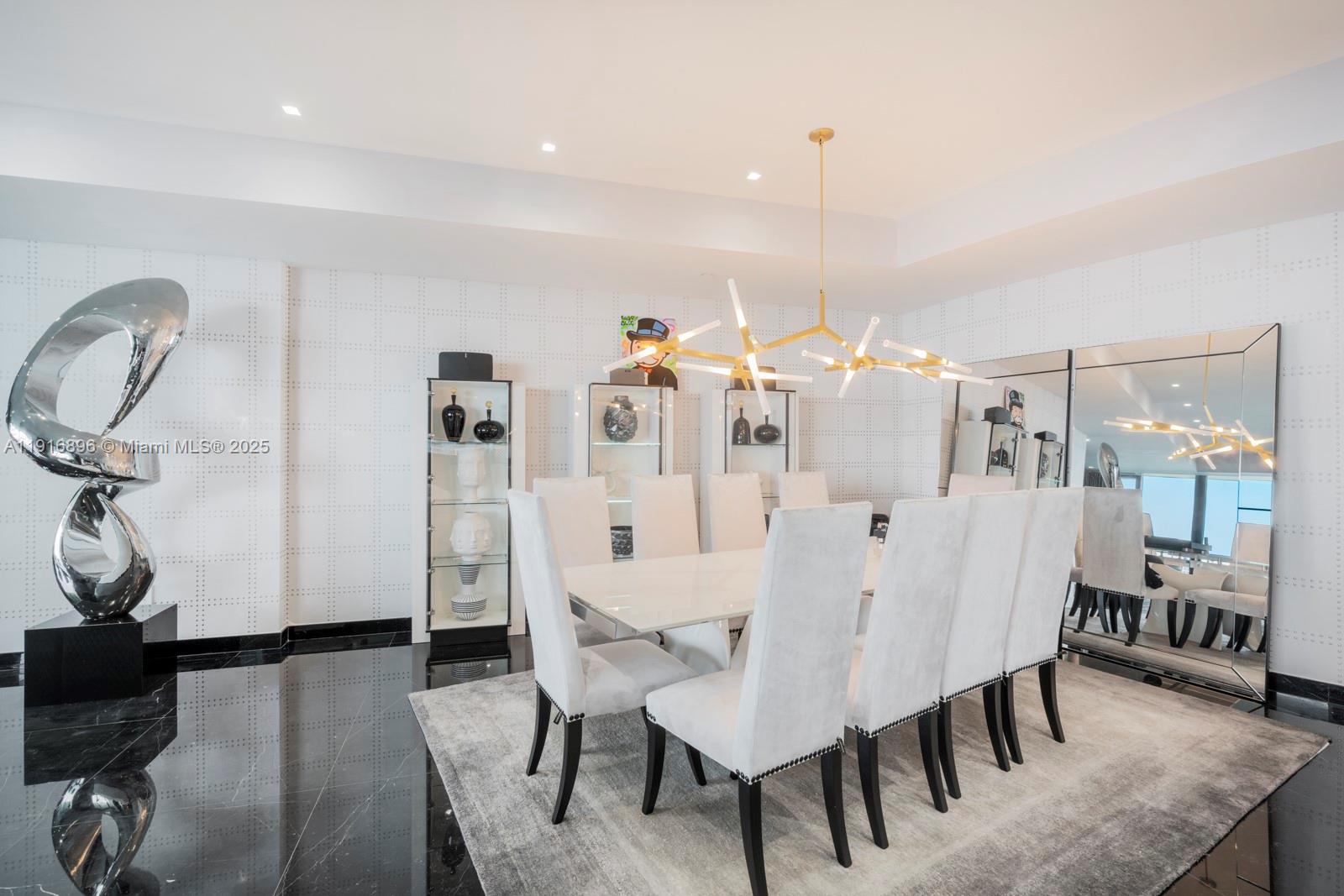 18555 COLLINS AVENUE COND - Residential