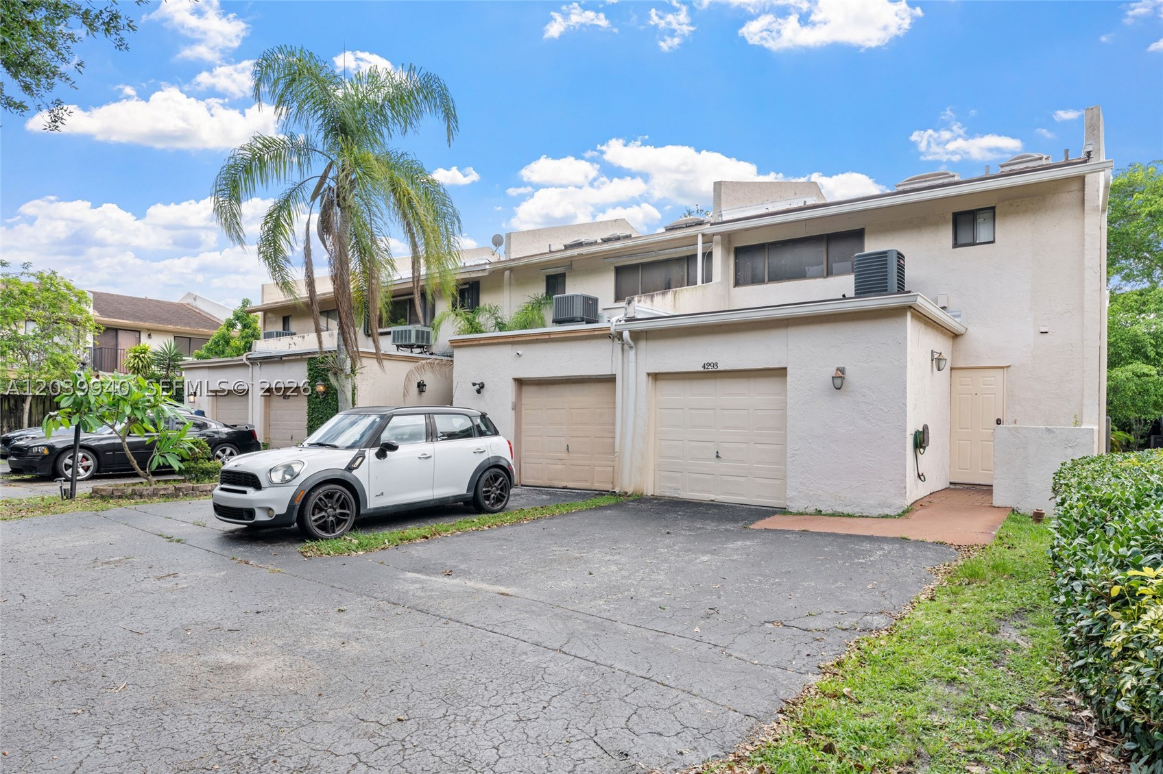 Colonial Lakes Villas - Residential