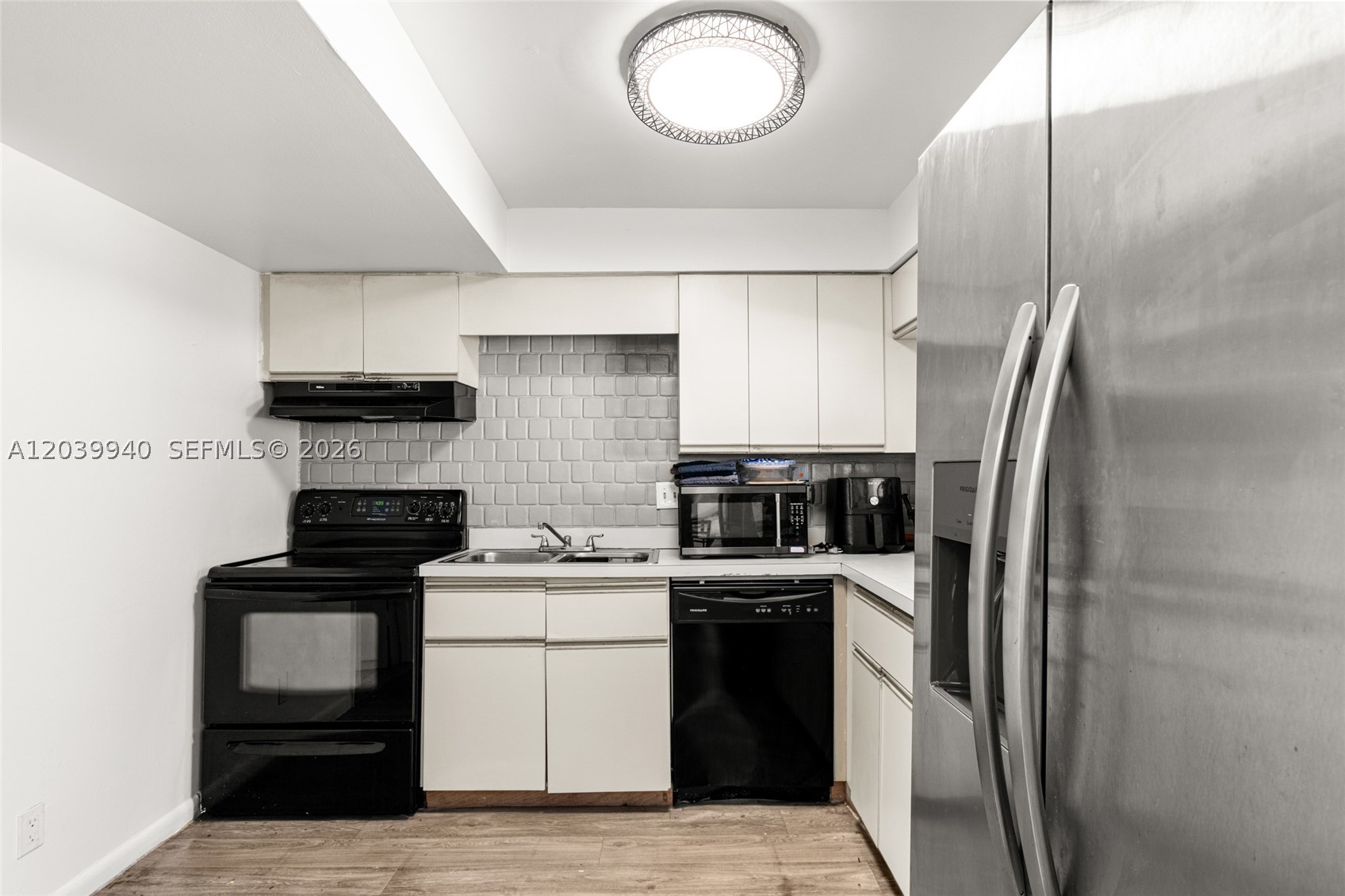 Colonial Lakes Villas - Residential