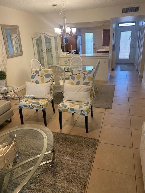 LAUDERDALE OAKS 15 CONDO - Residential