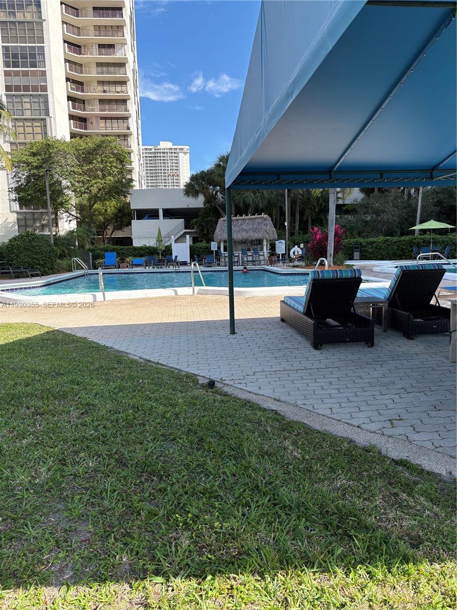 TOWER AT BISCAYNE COVE CO - Residential Lease