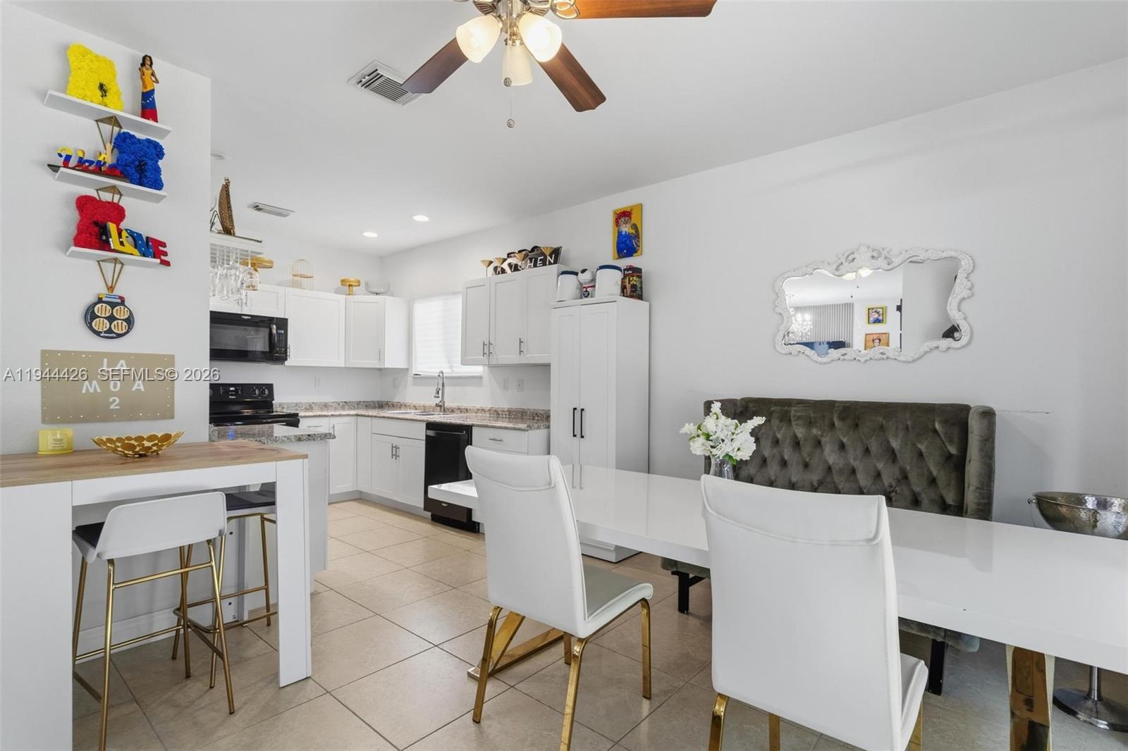 EMILIOS PLACE AT OASIS - Residential