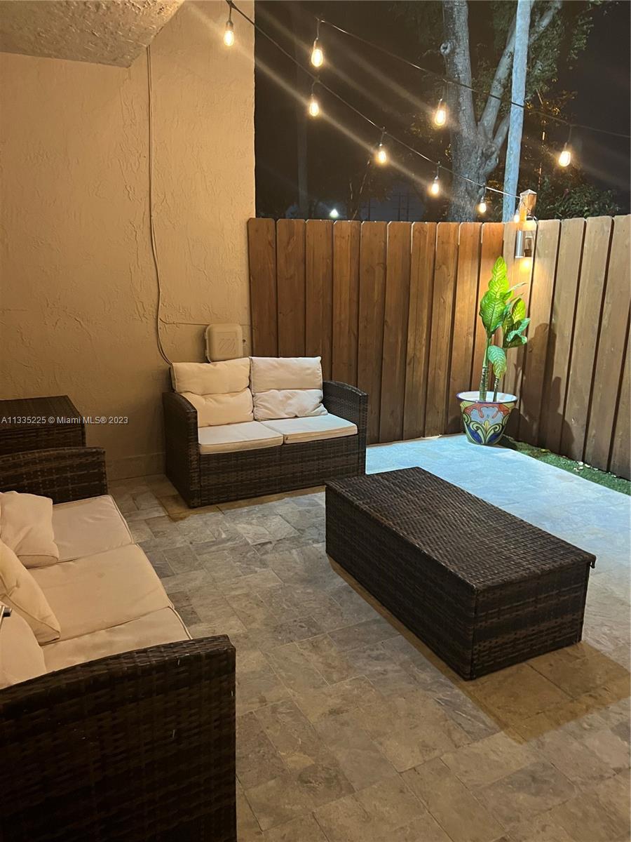 TANGERINES CONDO PH I - Residential