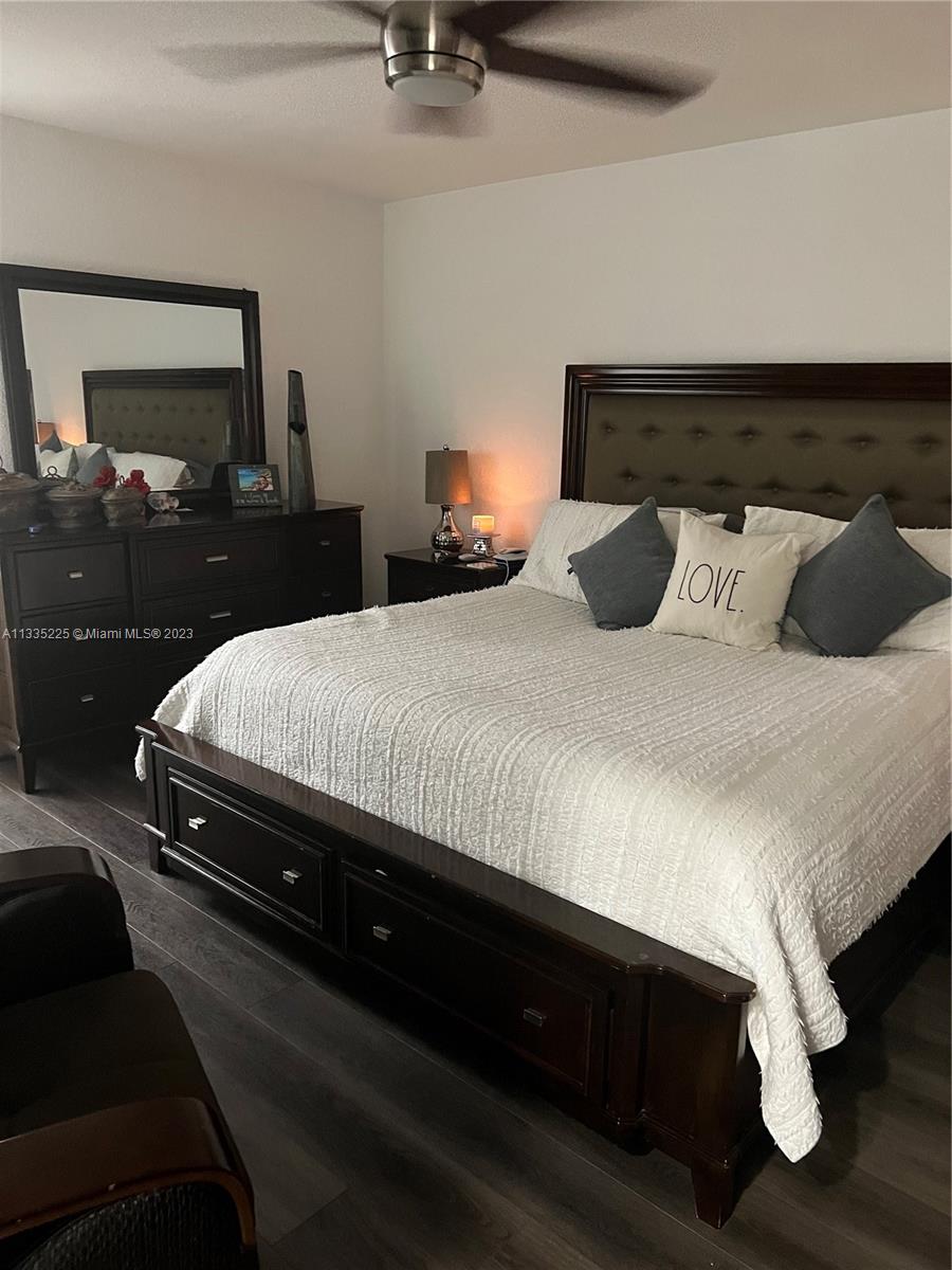 TANGERINES CONDO PH I - Residential