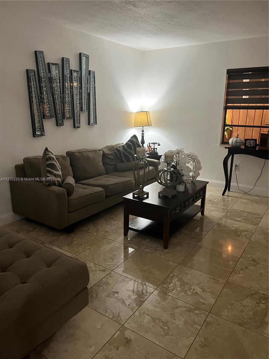 TANGERINES CONDO PH I - Residential