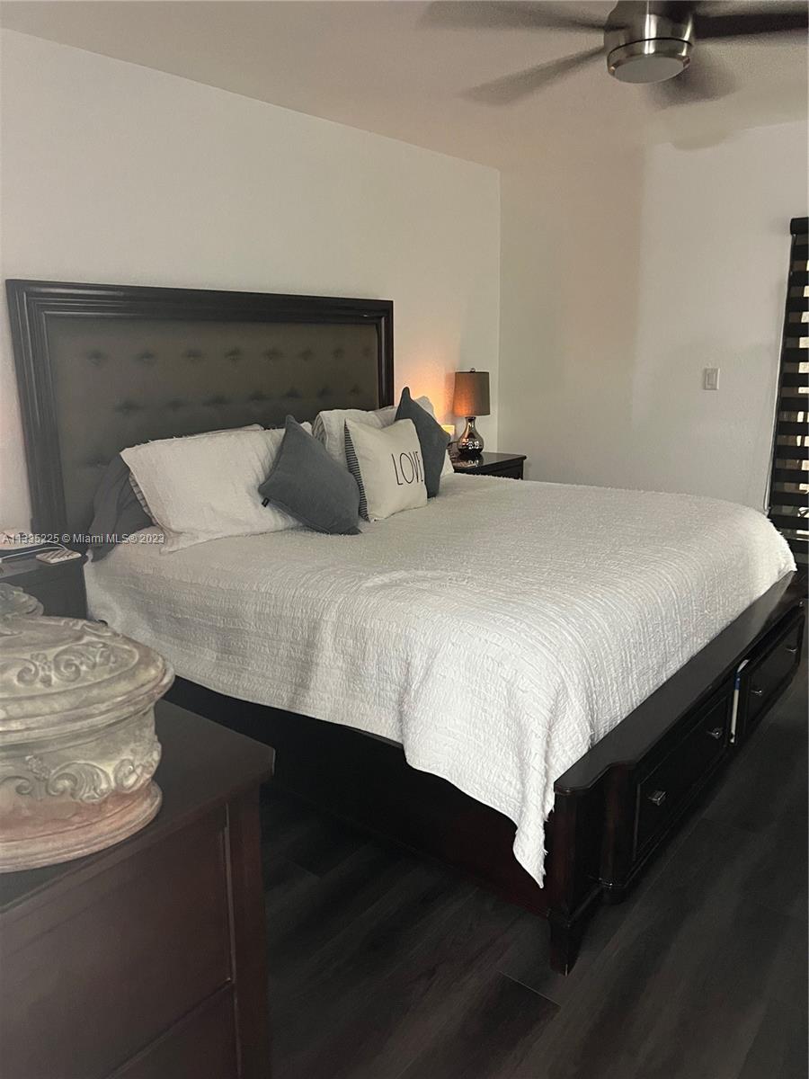 TANGERINES CONDO PH I - Residential