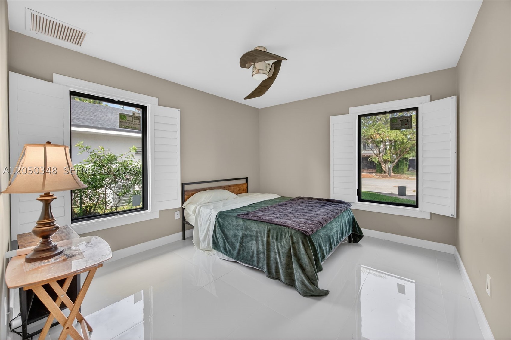 DWELLINGS PARK - Residential