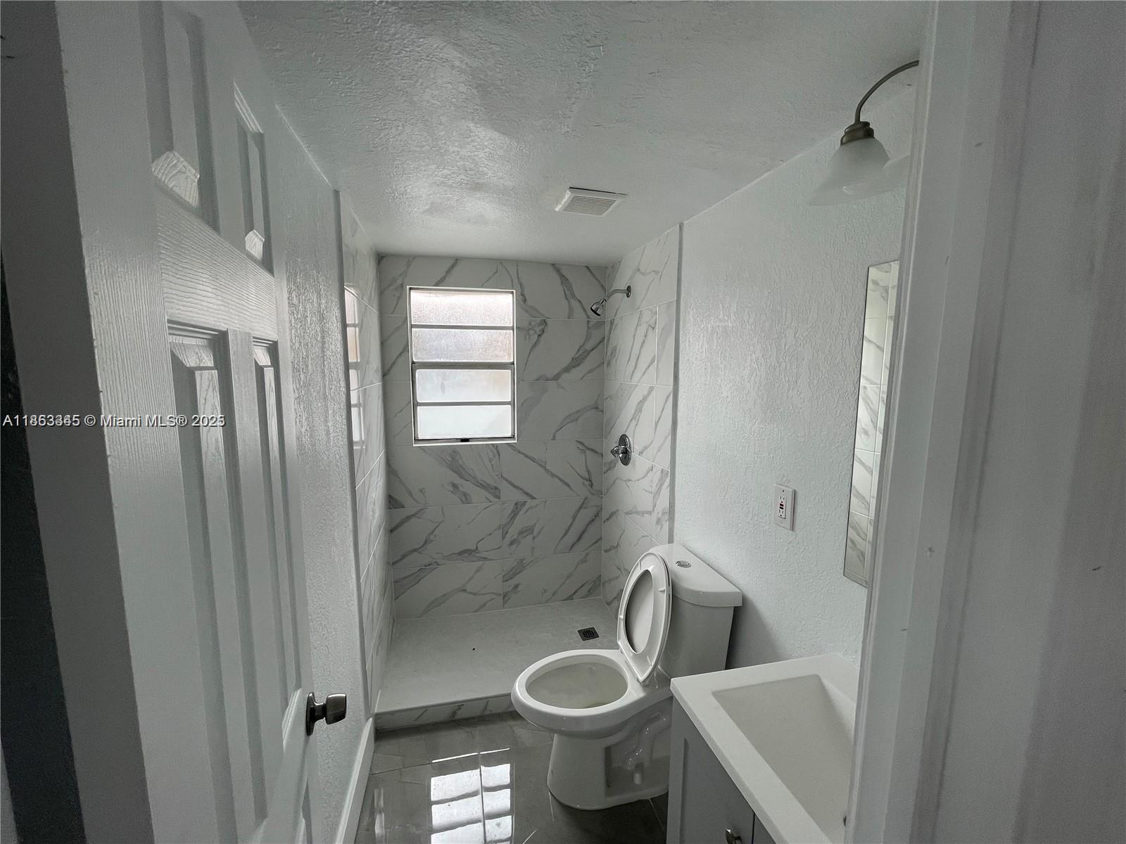 HIALEAH 14 ADDN - Residential