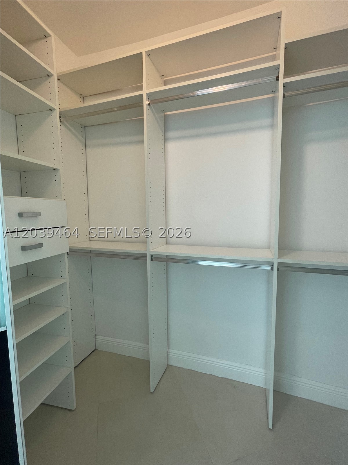 WIND CONDO - Residential Lease