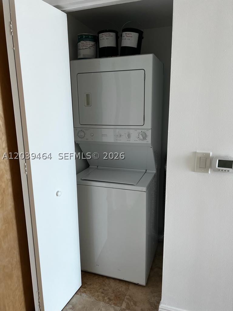 WIND CONDO - Residential Lease