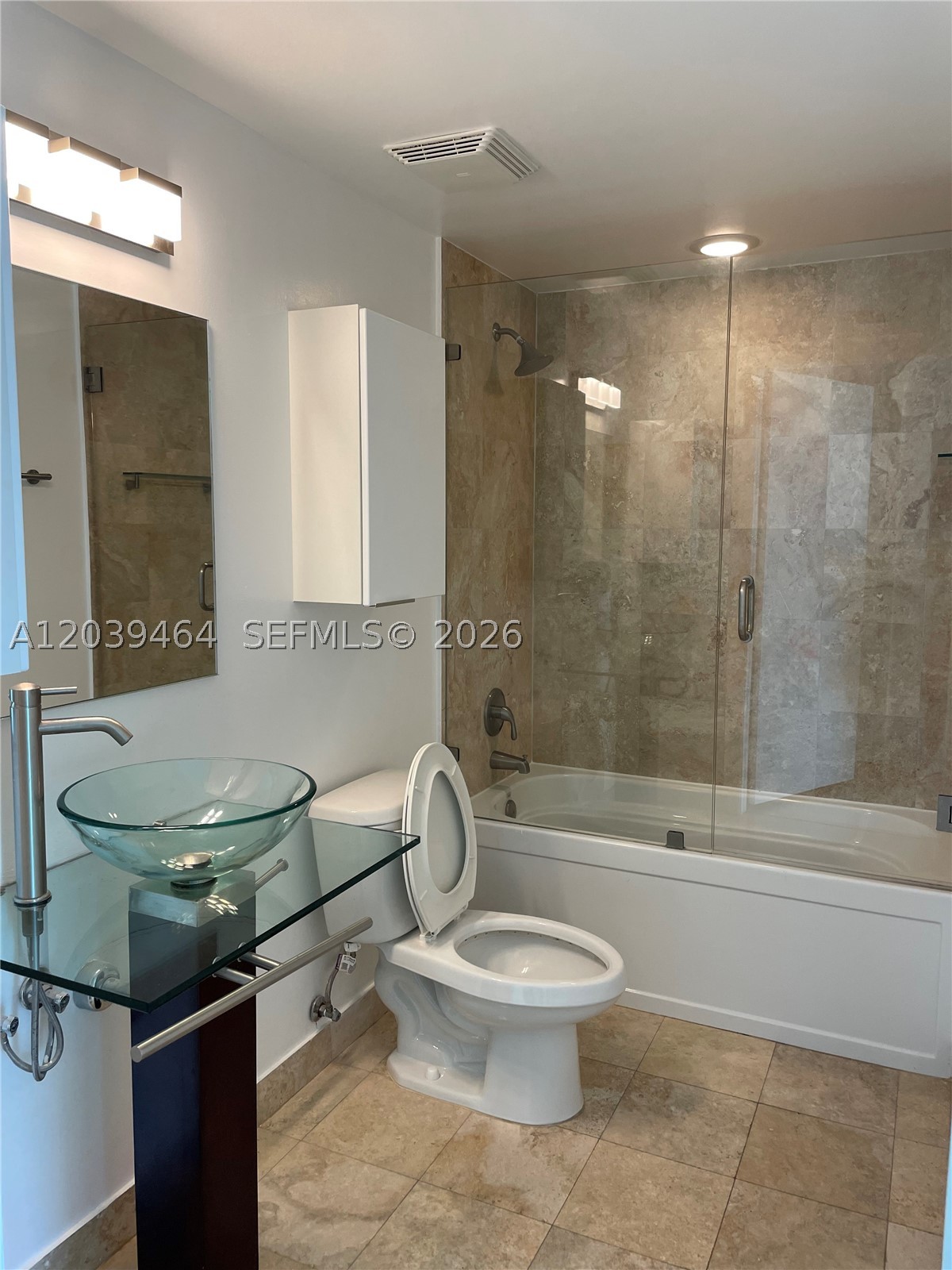 WIND CONDO - Residential Lease
