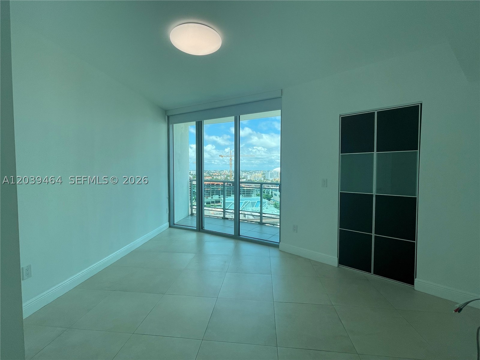 WIND CONDO - Residential Lease