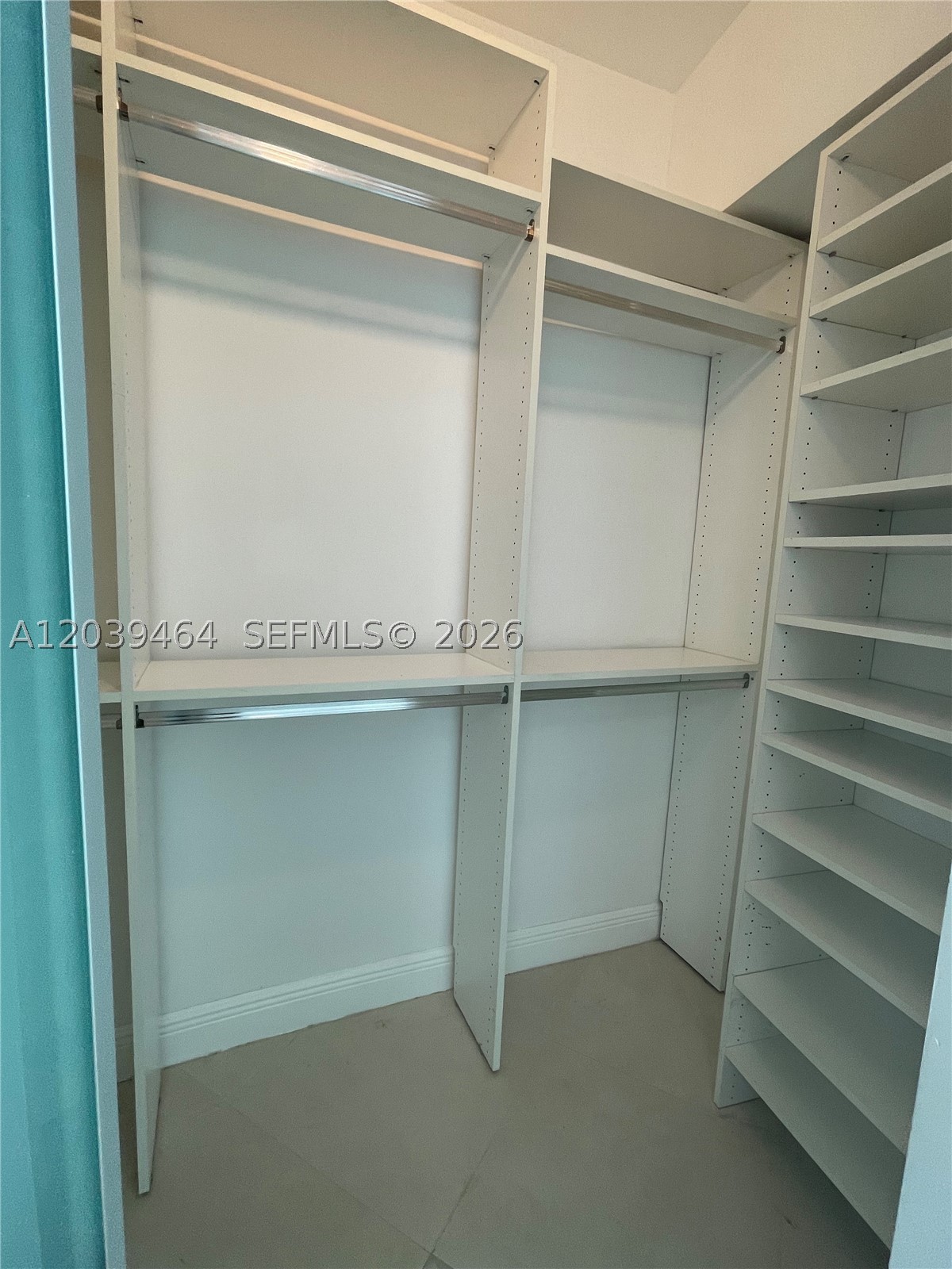 WIND CONDO - Residential Lease