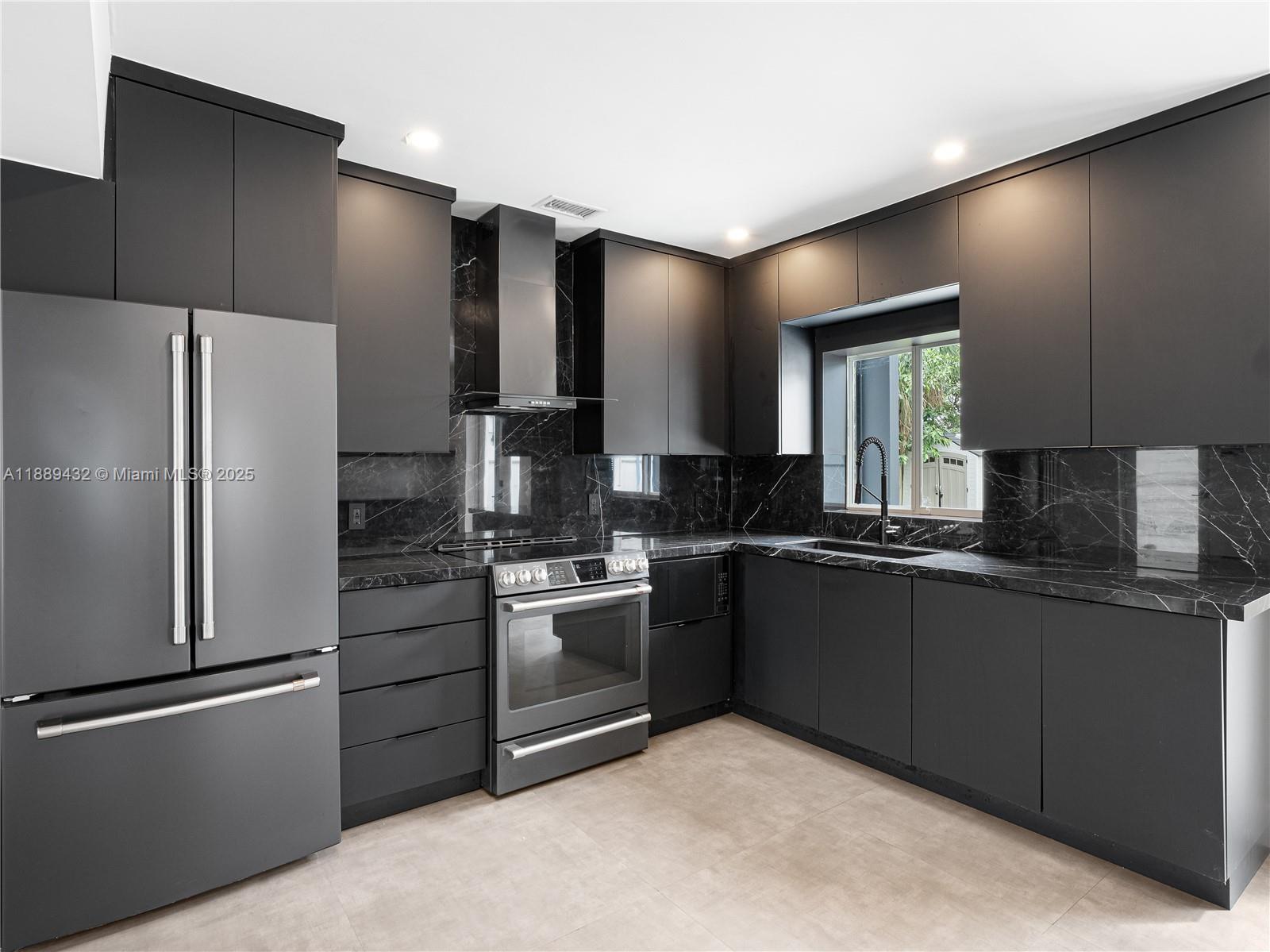 ALAMEDA - Residential Lease