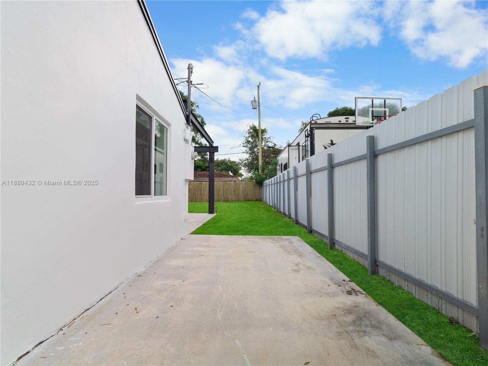ALAMEDA - Residential Lease