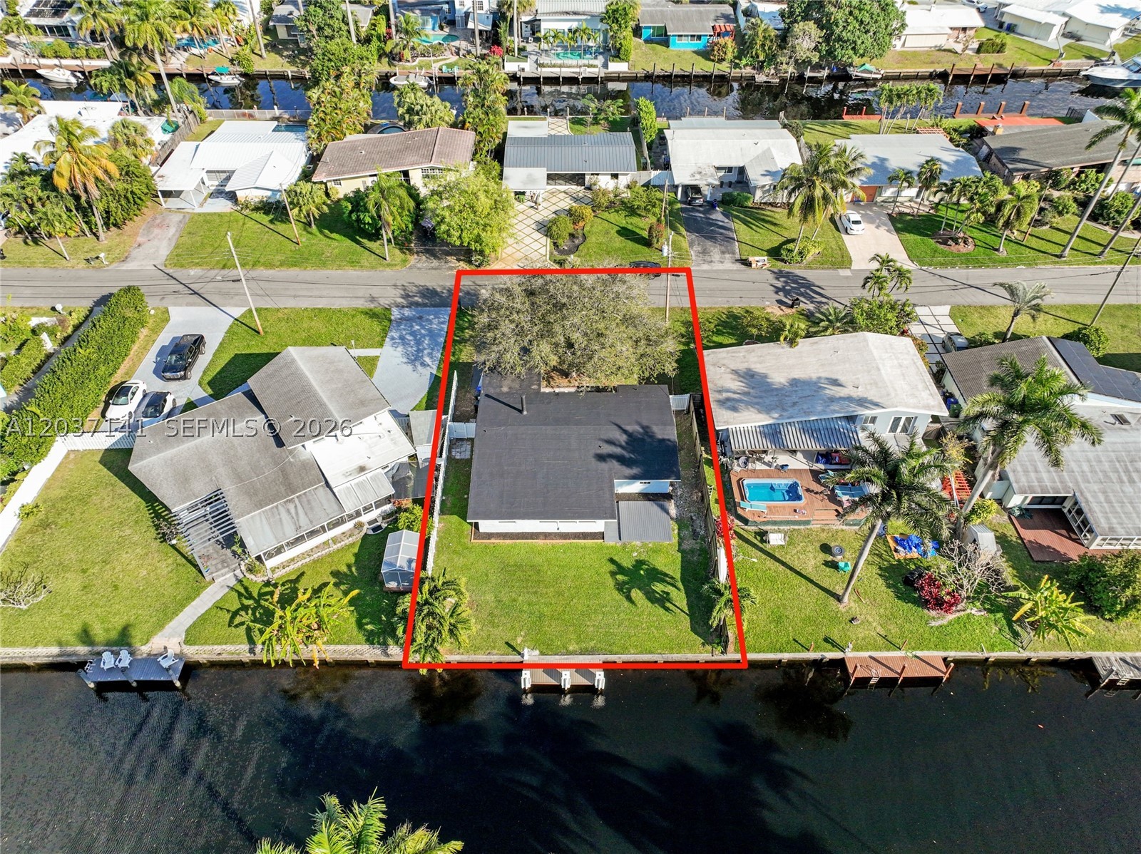 LAUDERDALE ISLES NO 2-BLK - Residential