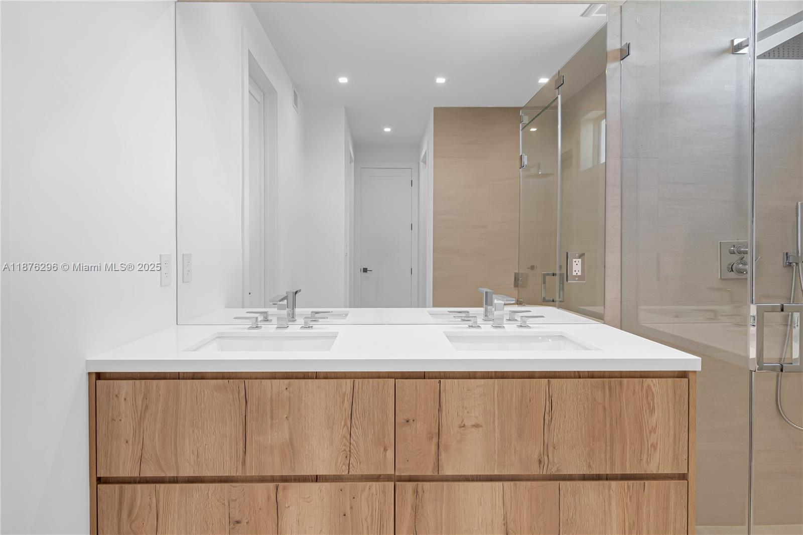 AMND PLAT OF MIAMI SUB UR - Residential Lease