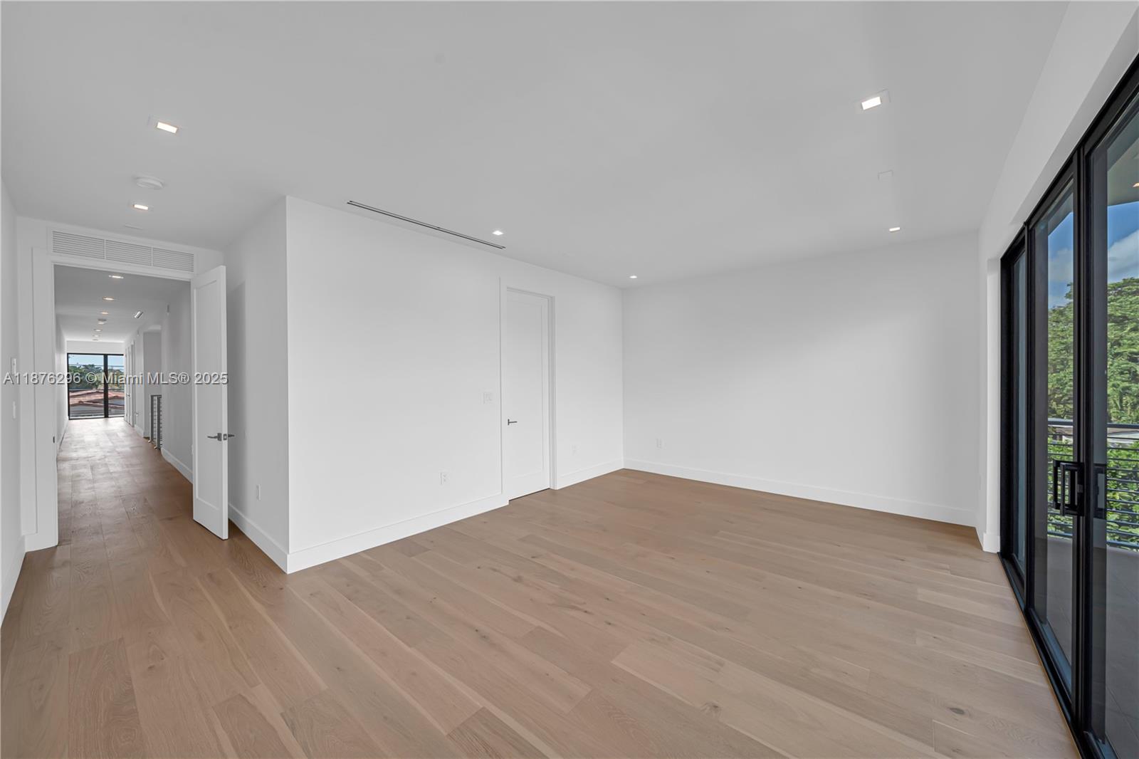 AMND PLAT OF MIAMI SUB UR - Residential Lease