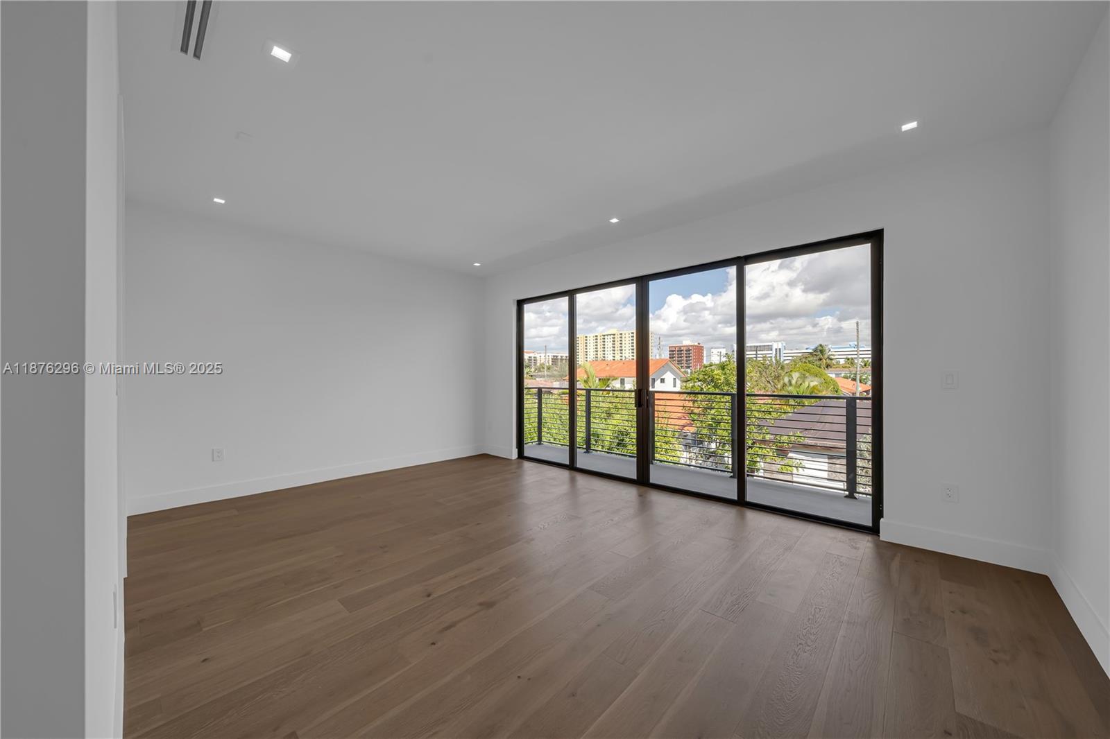 AMND PLAT OF MIAMI SUB UR - Residential Lease