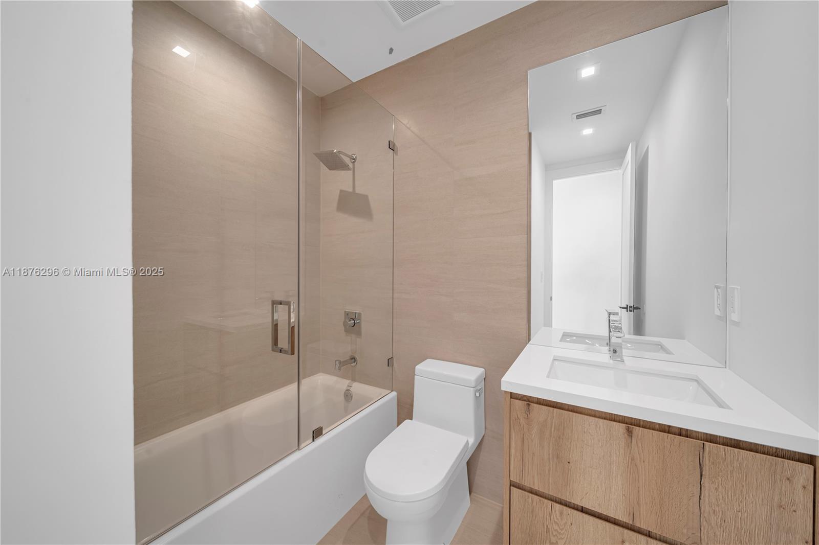 AMND PLAT OF MIAMI SUB UR - Residential Lease