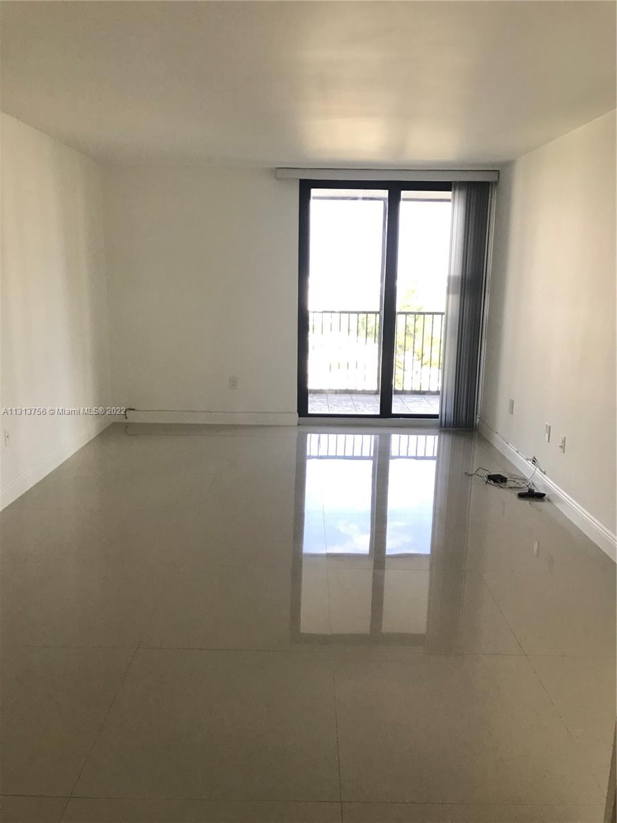 BONAVIDA CONDO - Residential Lease