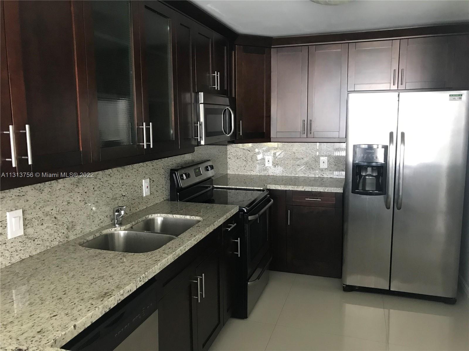 BONAVIDA CONDO - Residential Lease