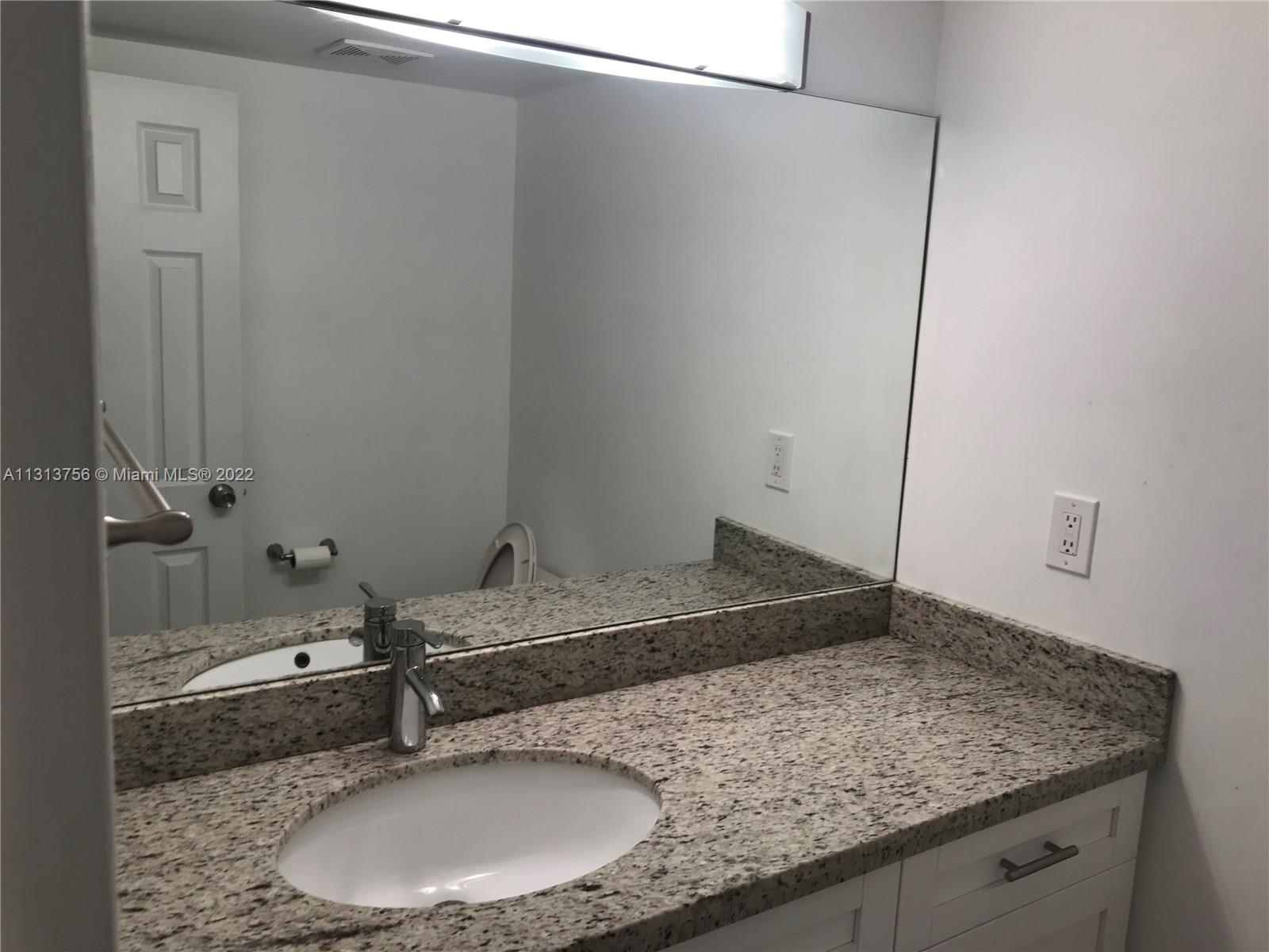 BONAVIDA CONDO - Residential Lease