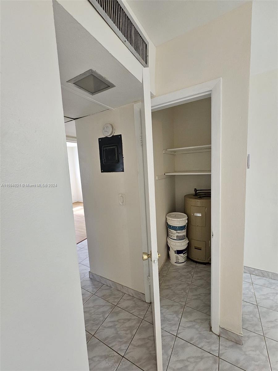 SEVENTEENTH GREEN CONDO - Residential Lease