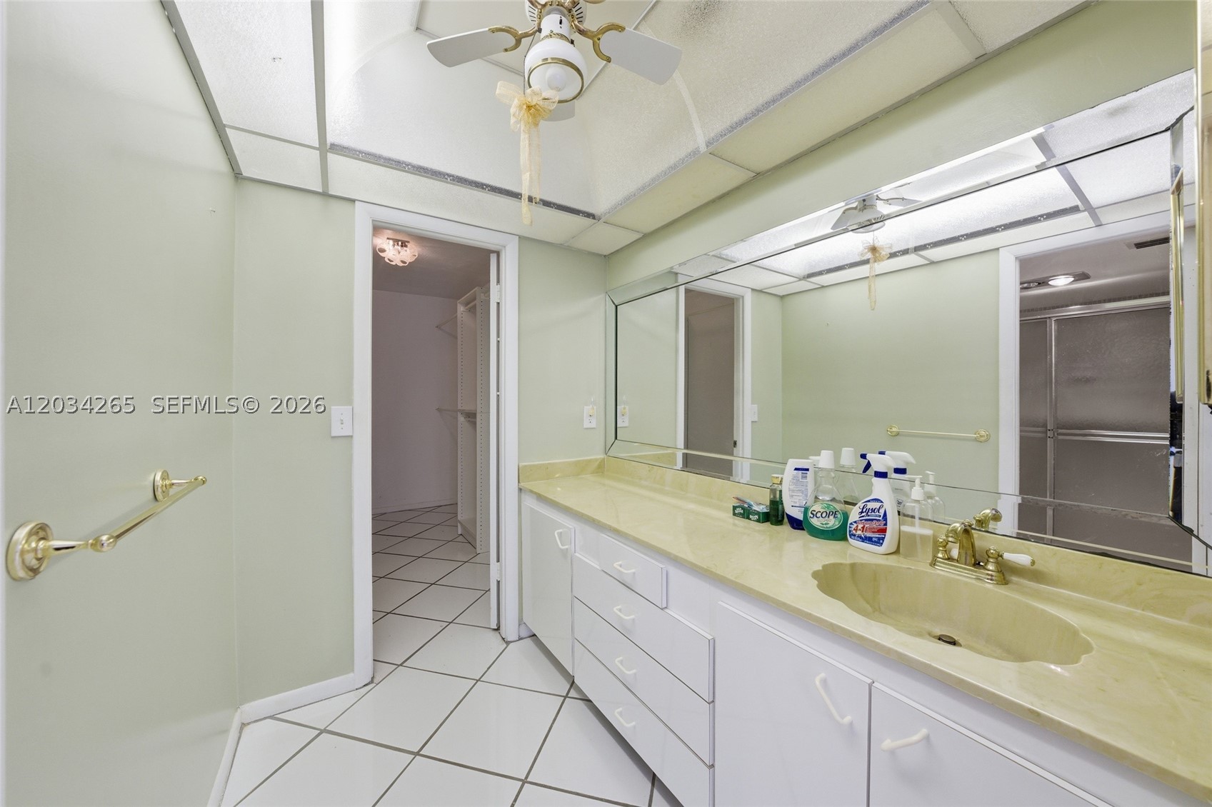FALLS OF INVERRARY - Residential Lease