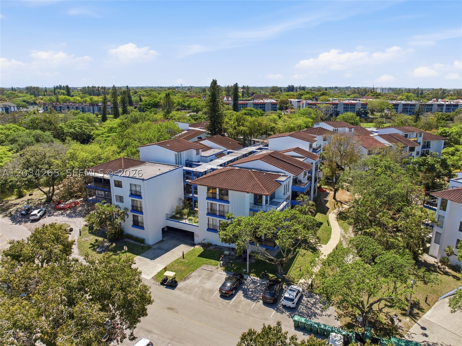 FALLS OF INVERRARY - Residential Lease