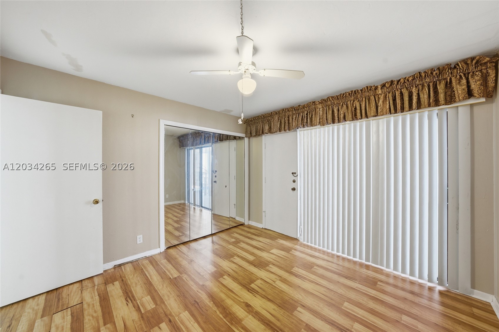 FALLS OF INVERRARY - Residential Lease