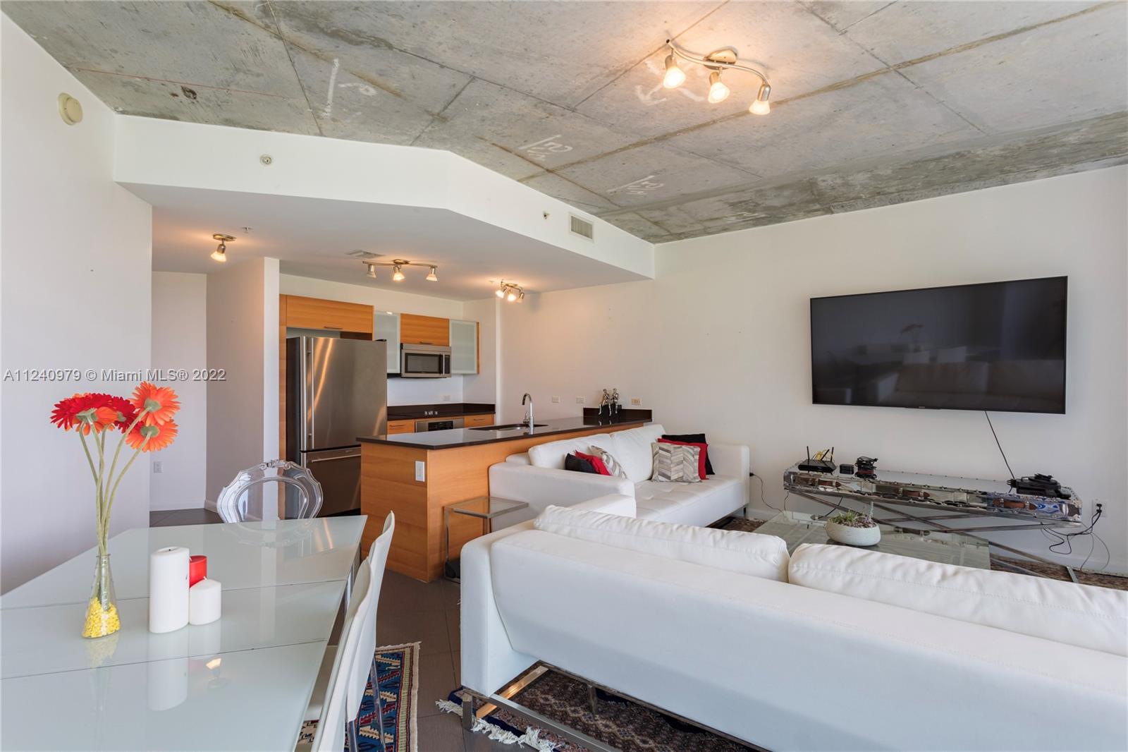 FOUR MIDTOWN MIAMI CONDO - Residential Lease