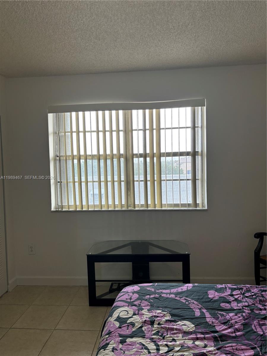 THE BERKELEY CONDO - Residential Lease