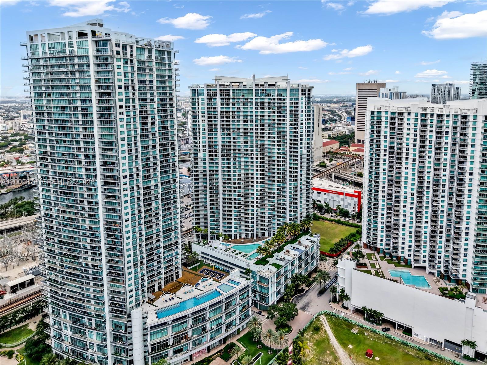 IVY CONDO - Residential