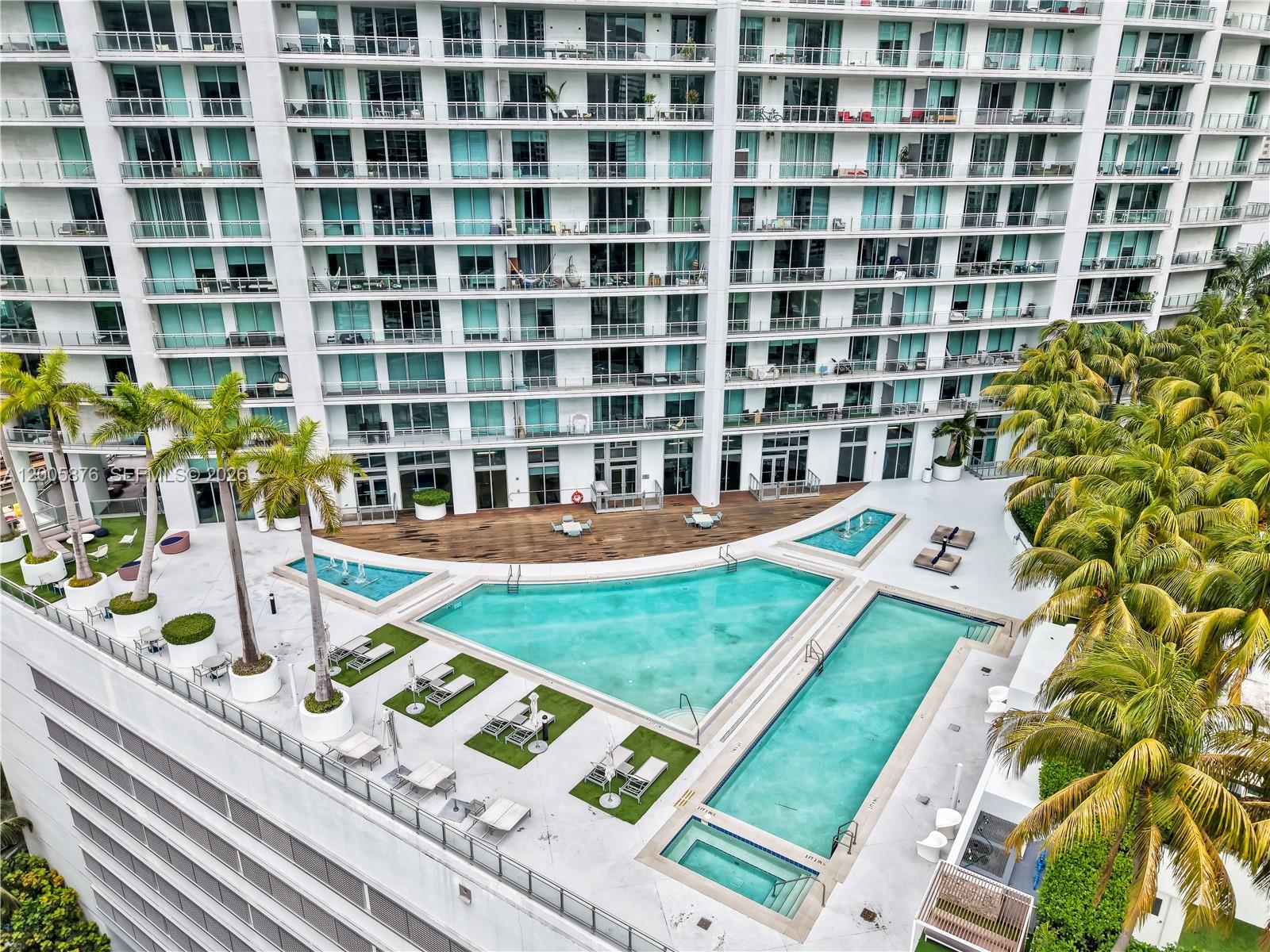 IVY CONDO - Residential
