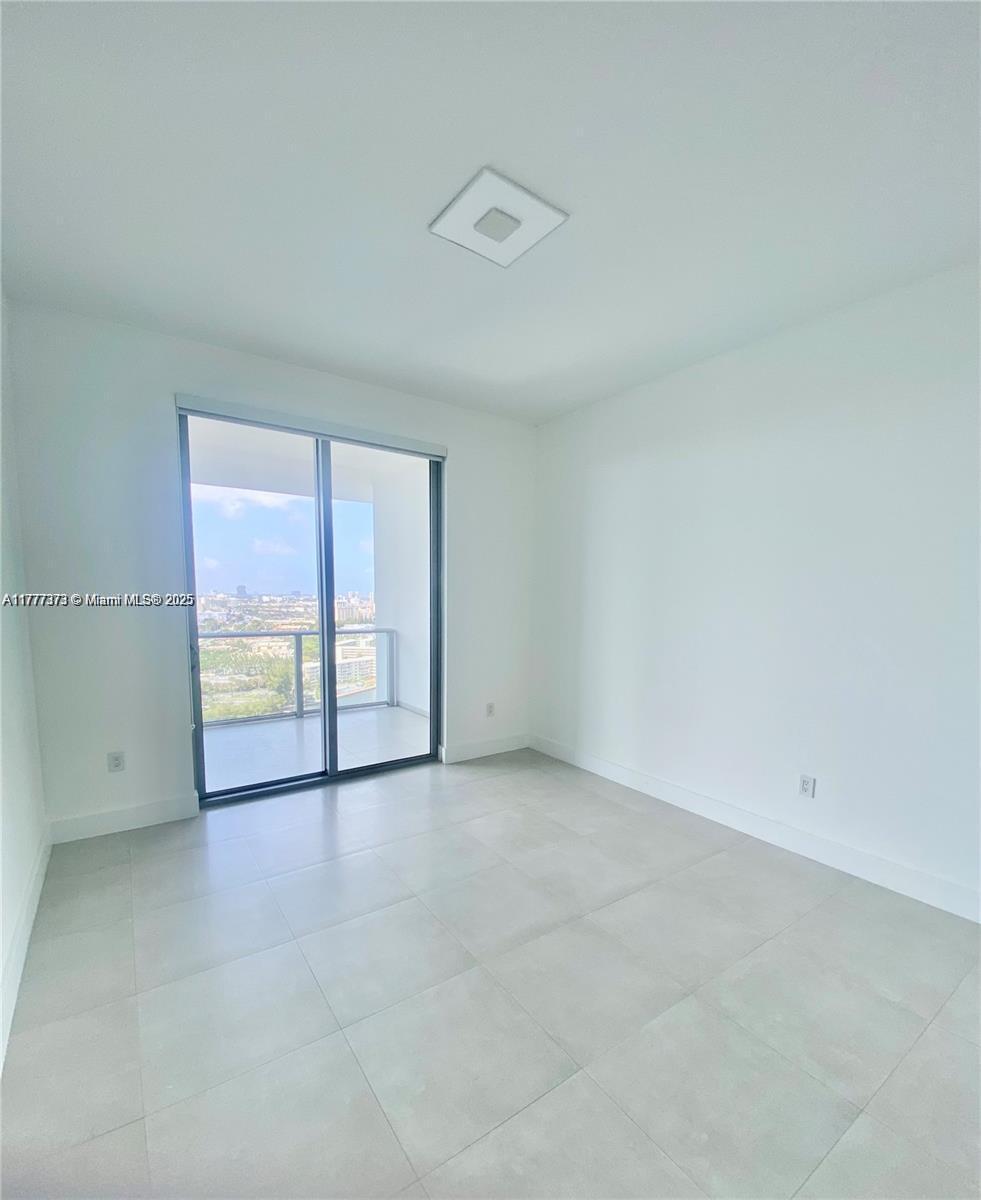 MARINA PALMS RESIDENCES N - Residential Lease