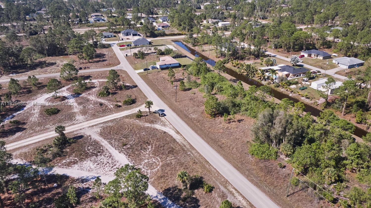 LEHIGH ACRES - Land