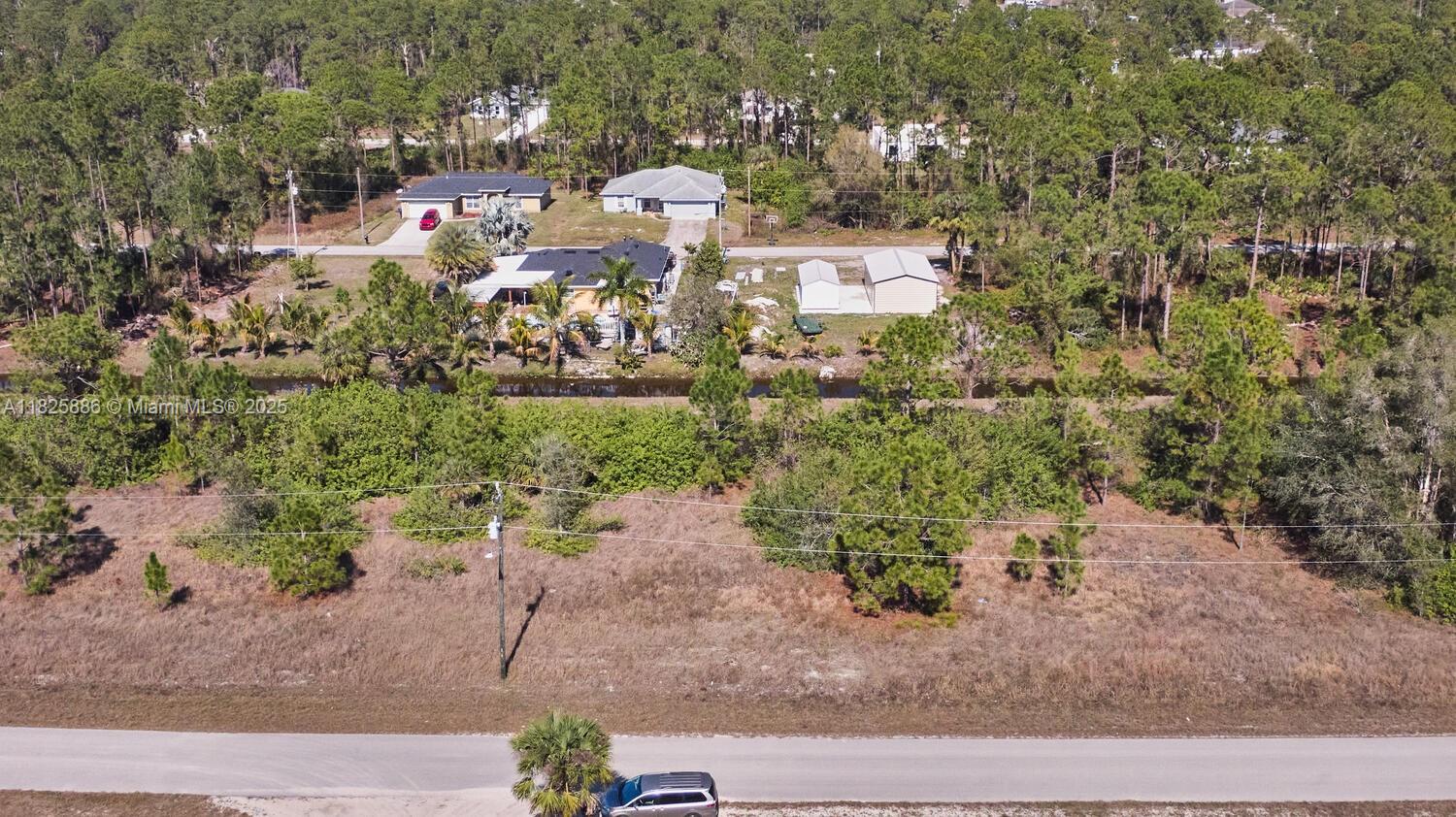 LEHIGH ACRES - Land