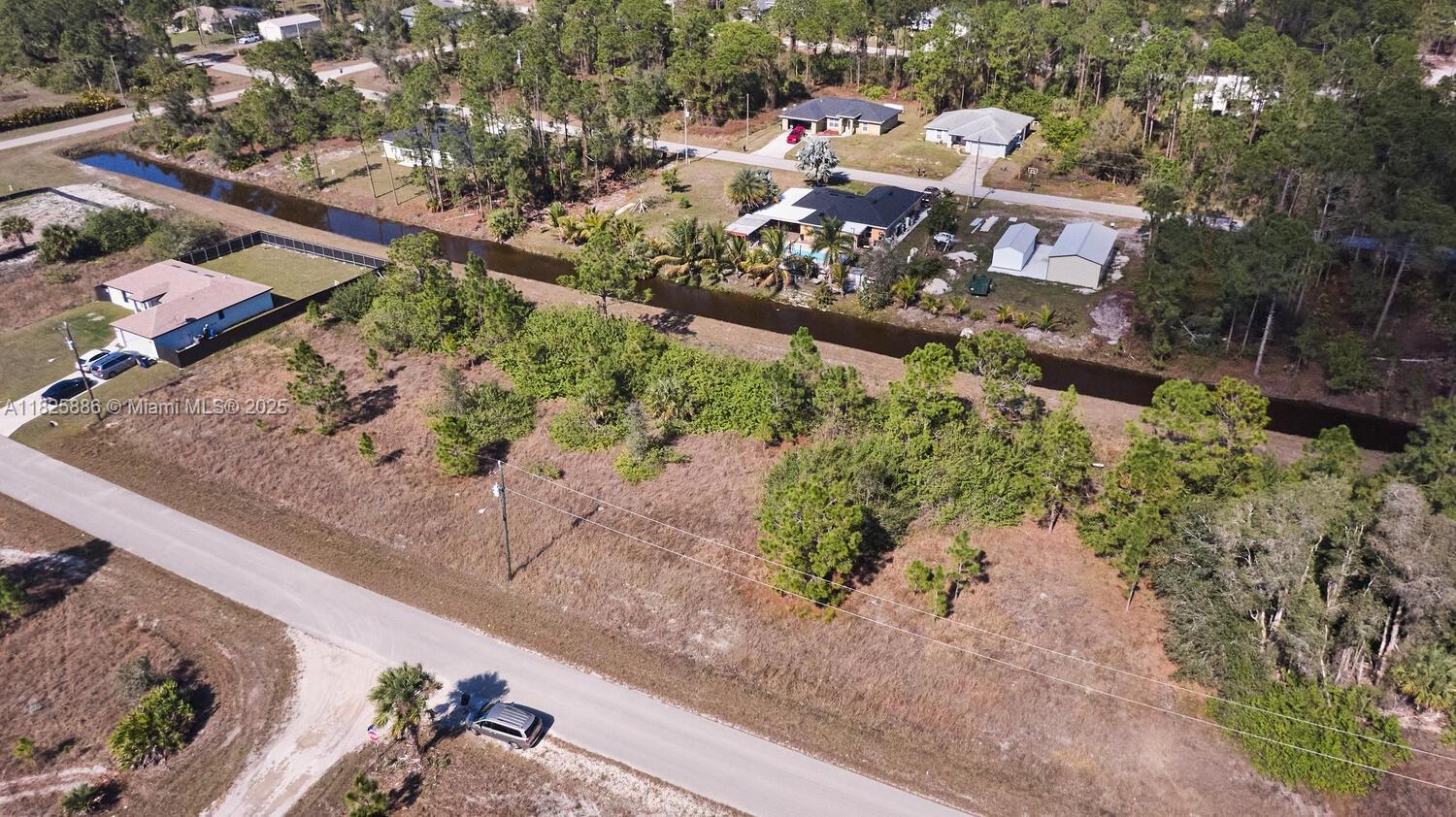 LEHIGH ACRES - Land