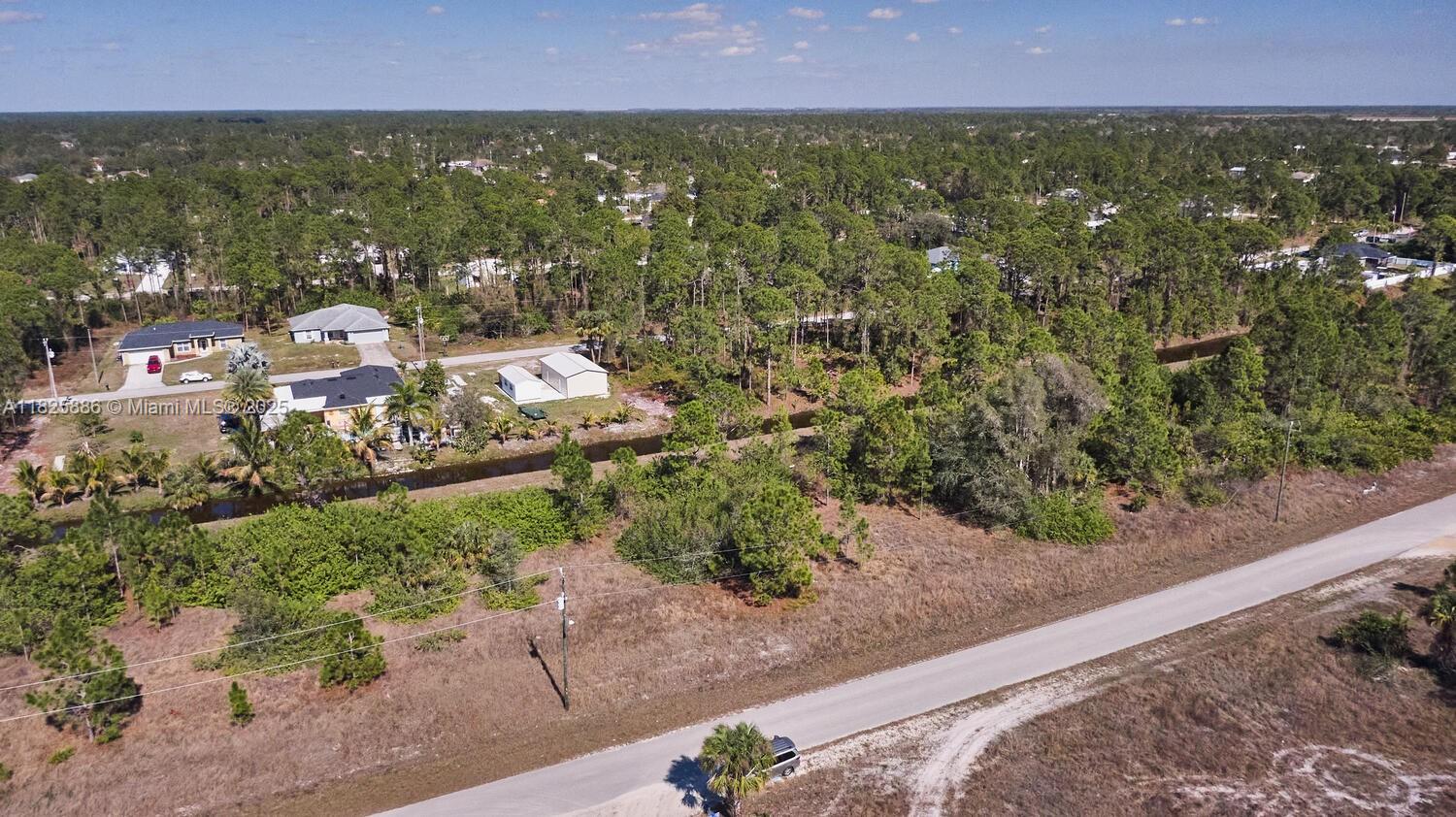 LEHIGH ACRES - Land